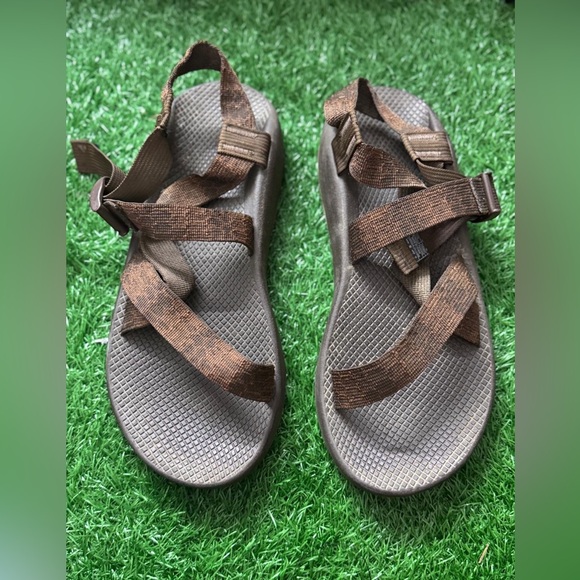 Chaco Men’s Brown Sandals Size 12 - Picture 1 of 6